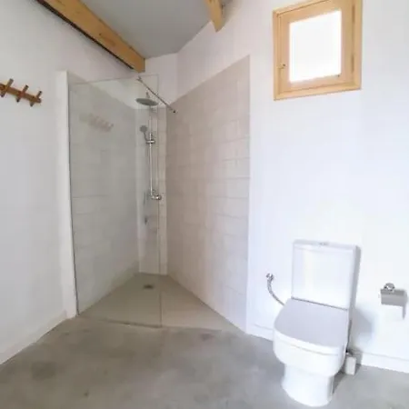 La Tierrua Nyaraló